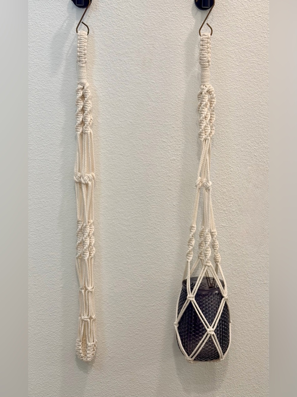 NWOT Pair of 38 Inch Quality Cream Macrame Plant Hangers with Hooks